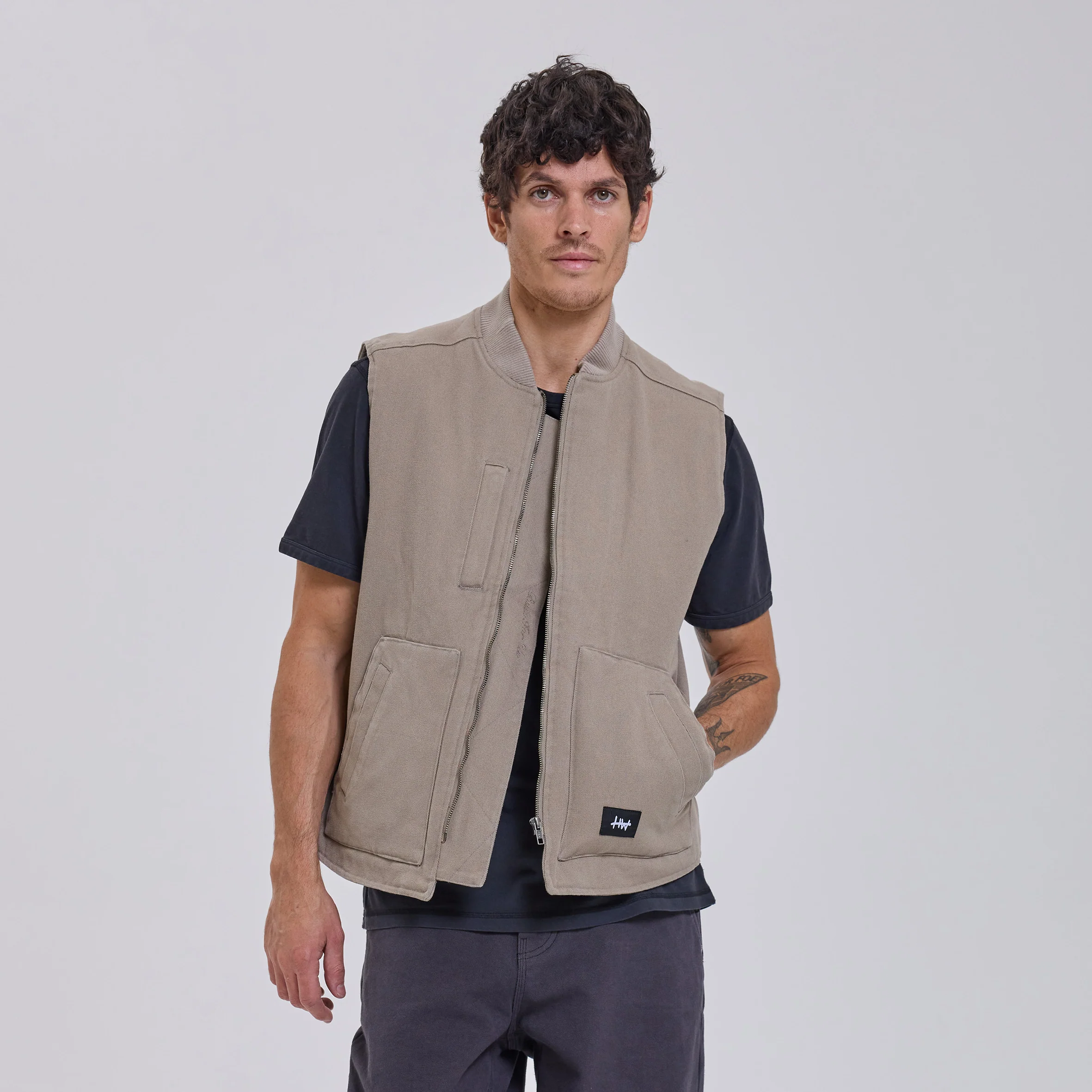 DECK VEST - Image 7
