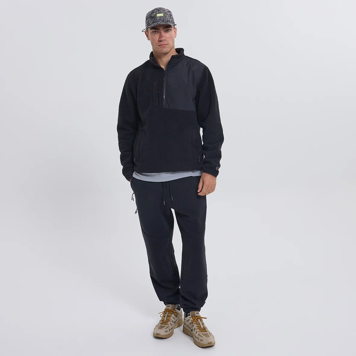 EVEREST HALF ZIP - Image 4