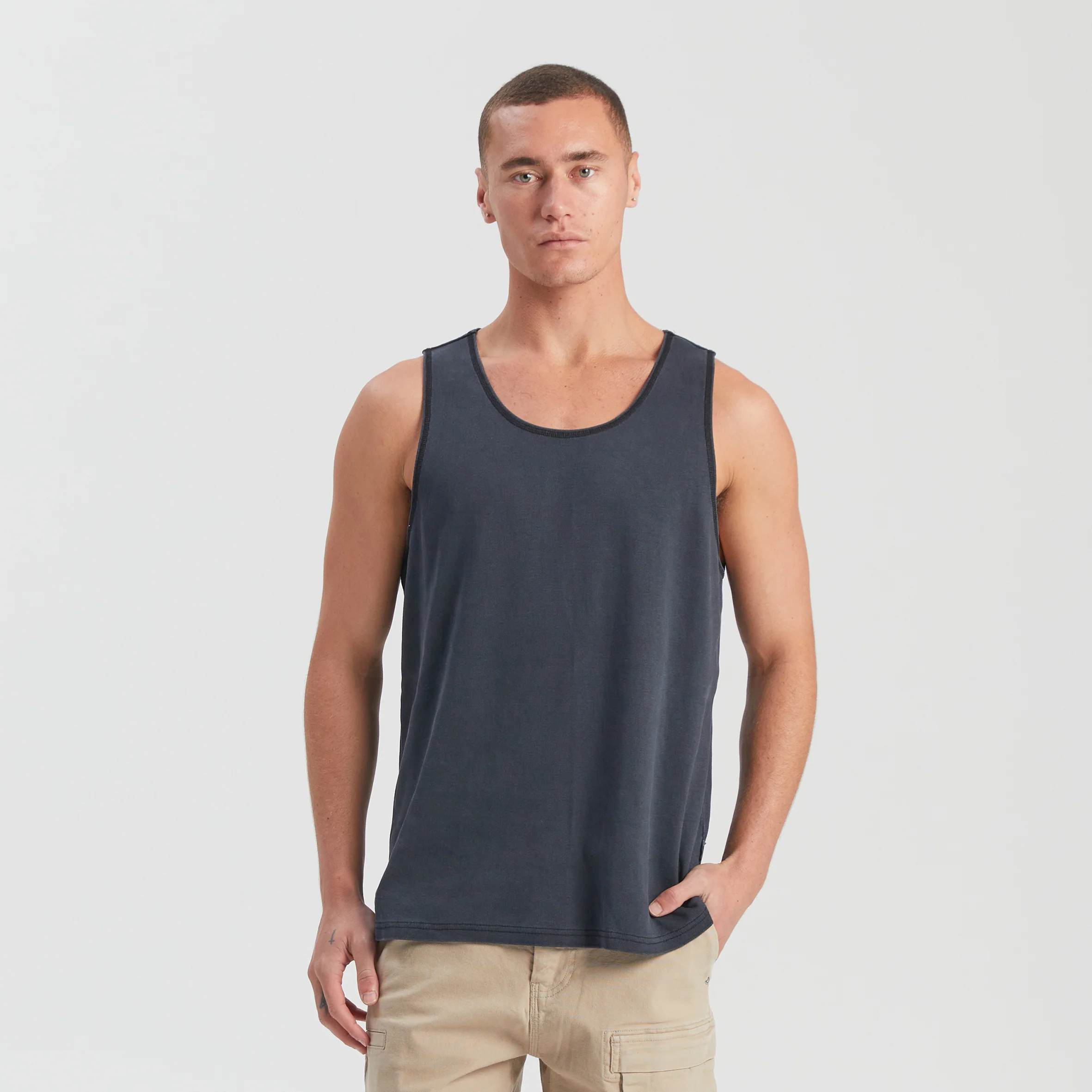 TRADE TANK - Image 6