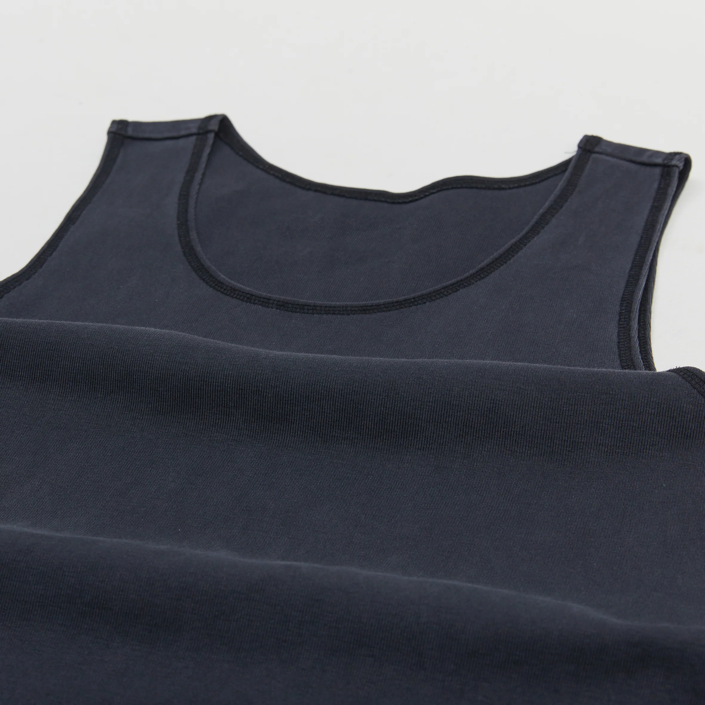 TRADE TANK - Image 8
