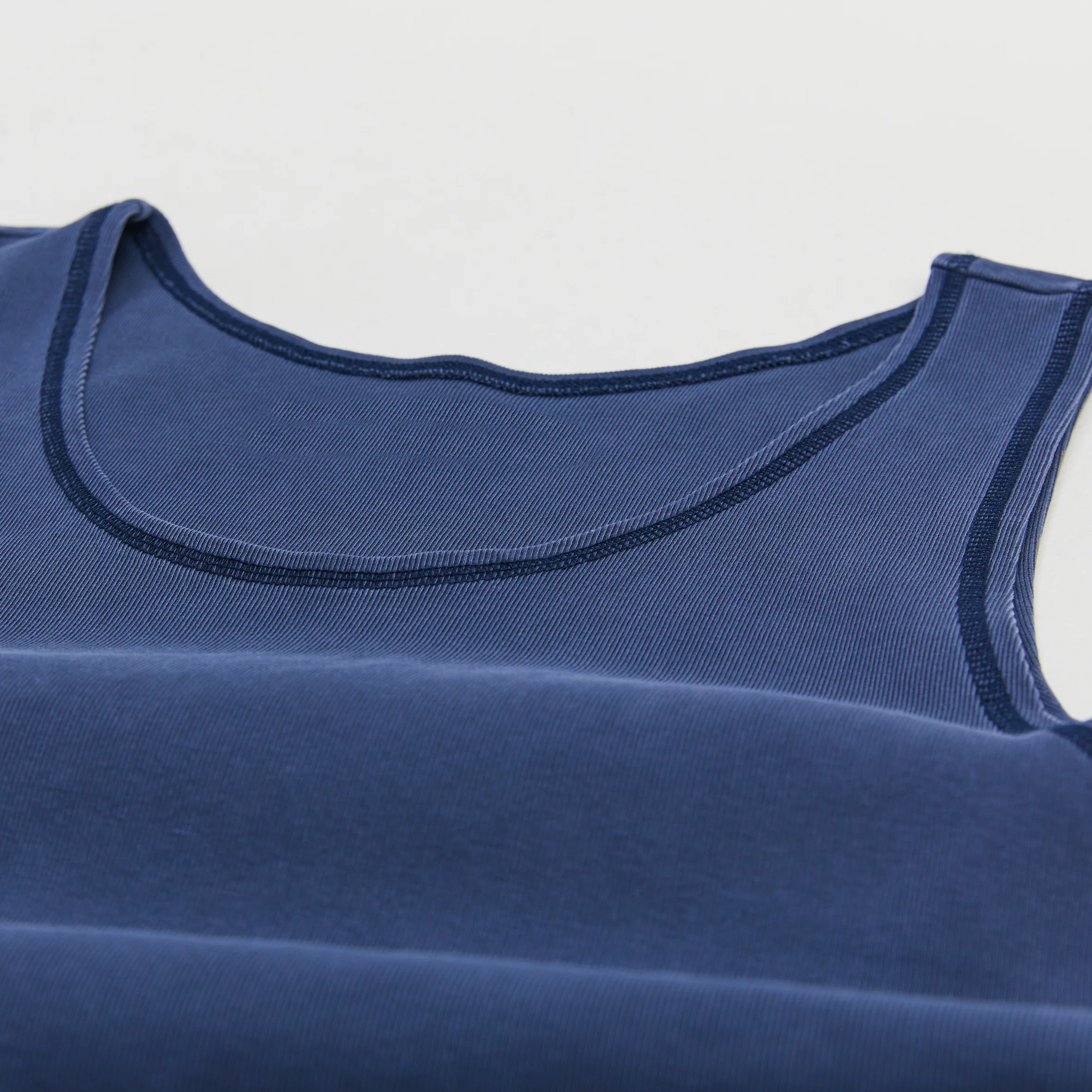 TRADE TANK - Image 9